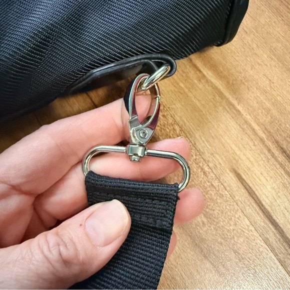 Kenneth Cole REACTION Chelsea Quilted Chevron 15" Laptop & Tablet Business Tote - Picture 4 of 14